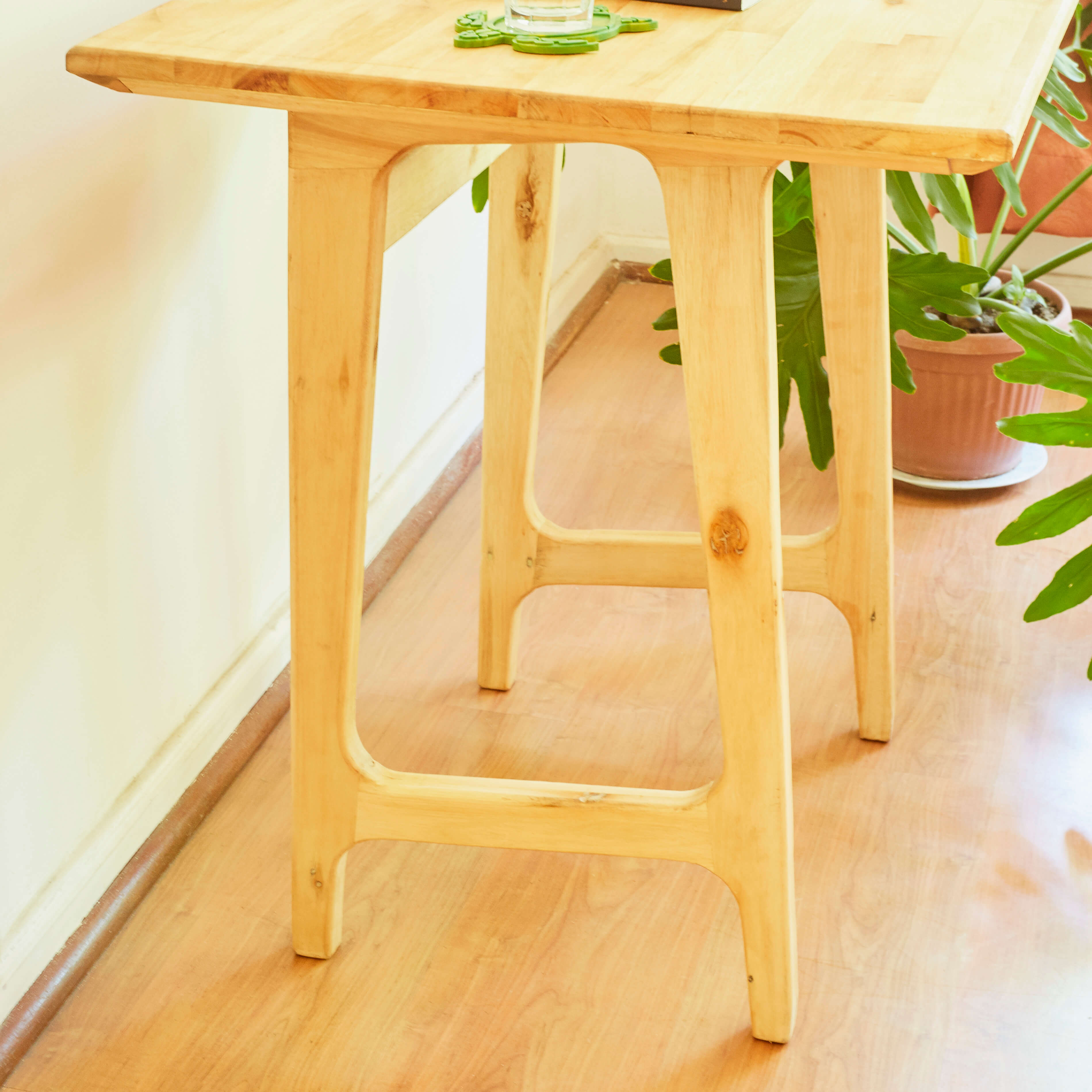 Mesa escritorio- madera reciclada 2